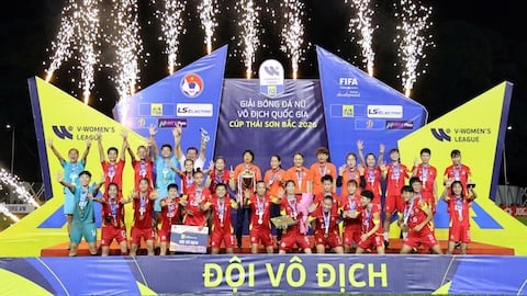 TP.HCM I thua trận đầu tiên ngay trong ngày lên ngôi vô địch